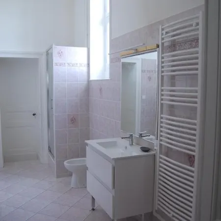 Chateau Begot Country house *
